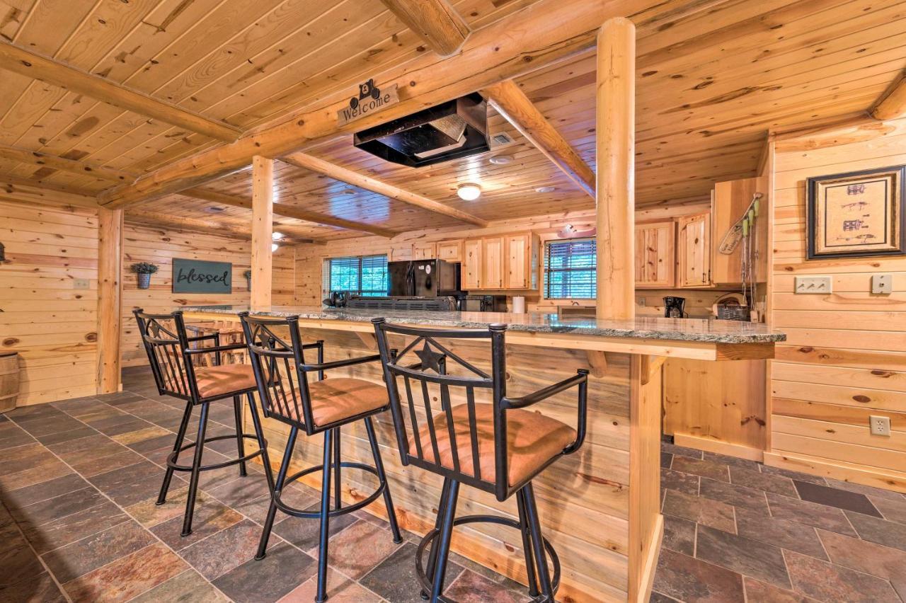 Broken Bow Retreat On 2 Acres With Hot Tub And Deck! Villa Dış mekan fotoğraf