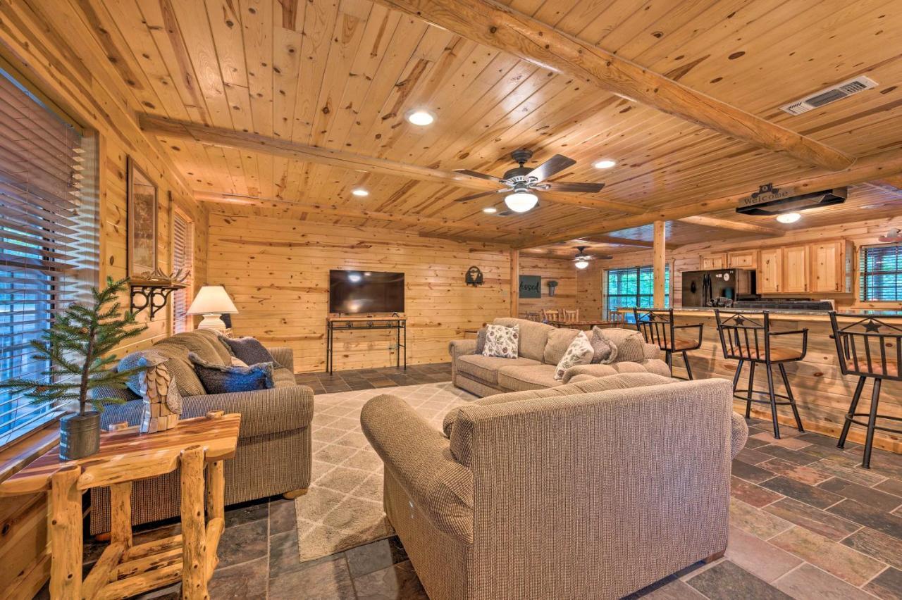 Broken Bow Retreat On 2 Acres With Hot Tub And Deck! Villa Dış mekan fotoğraf